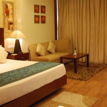 The Victoria Grand Hotel & Spa Kasauli Exteriör bild