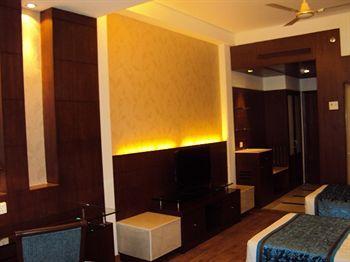 The Victoria Grand Hotel & Spa Kasauli Exteriör bild