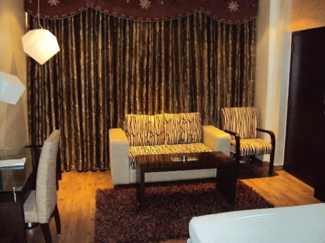 The Victoria Grand Hotel & Spa Kasauli Exteriör bild